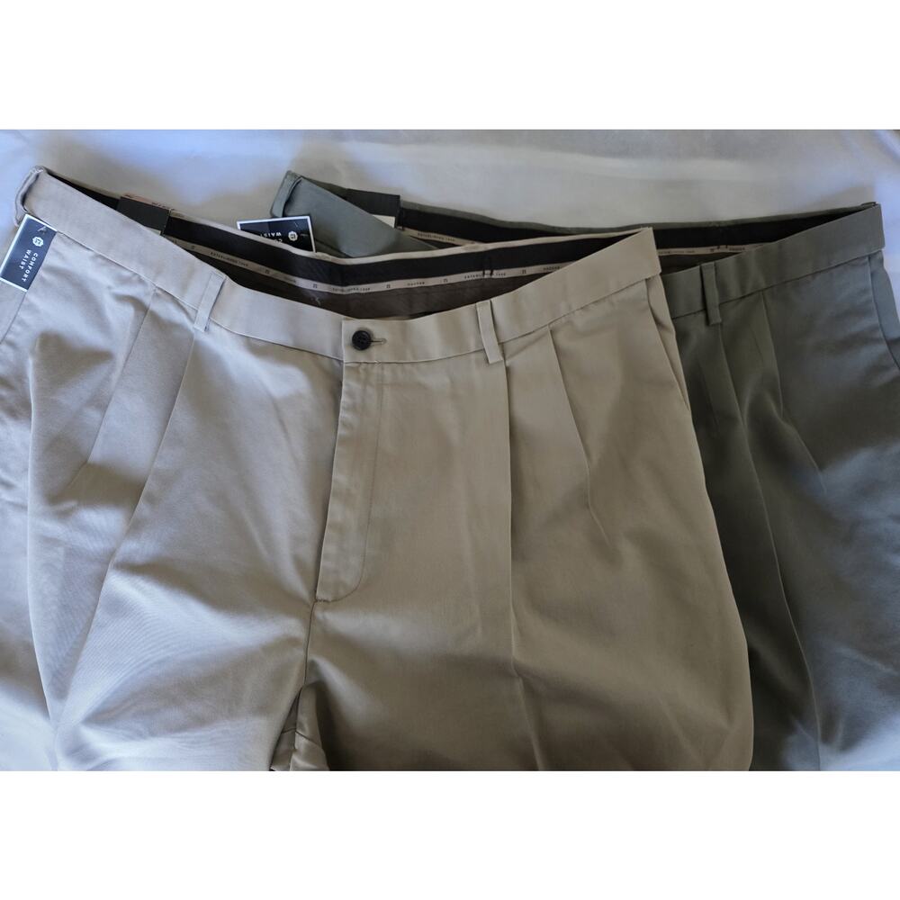 Haggar Men's Set of 2 Work to Weekend Pleated Pants Khaki Gray Size 42x29 NWT